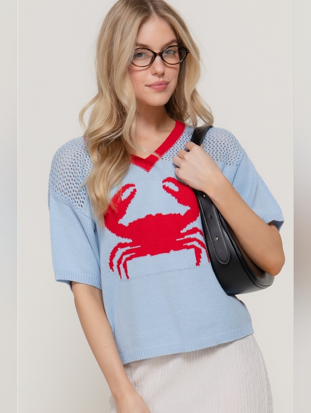 Active USA Coastal Red Crab Blue Open Knit Short Sleeve Vneck Sweater Top